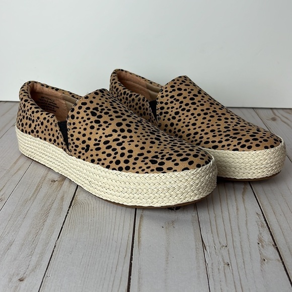 NEW Cheetah Print Slip Ons, Madeline Girl Killa, super cute! Size 8 - Picture 3 of 9